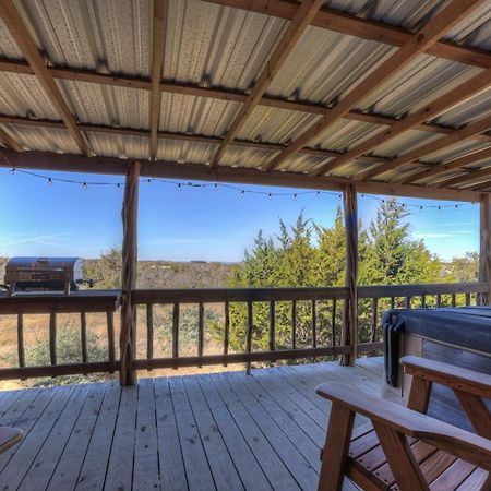 Rocky Ridge Cedar Cabin With Hot Tub & Amazing Views Crabapple المظهر الخارجي الصورة