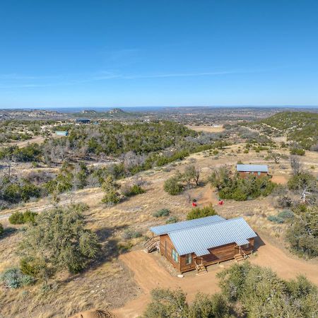 Rocky Ridge Cedar Cabin With Hot Tub & Amazing Views Crabapple المظهر الخارجي الصورة