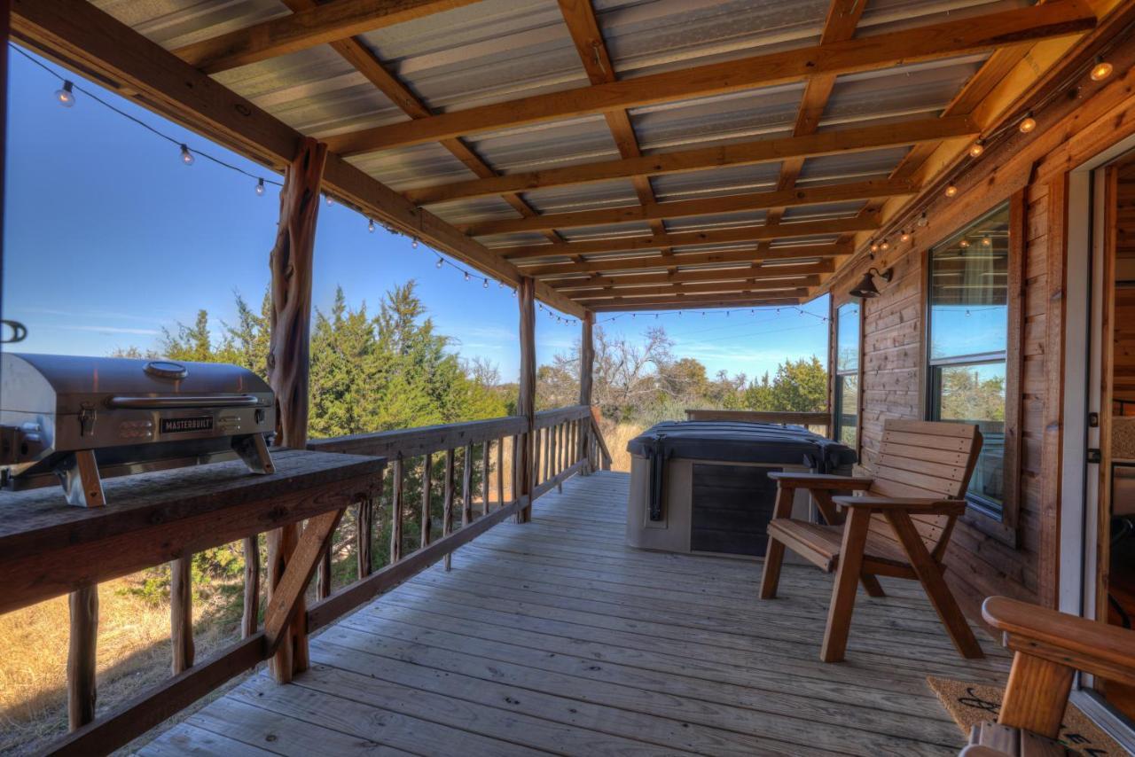 Rocky Ridge Cedar Cabin With Hot Tub & Amazing Views Crabapple المظهر الخارجي الصورة