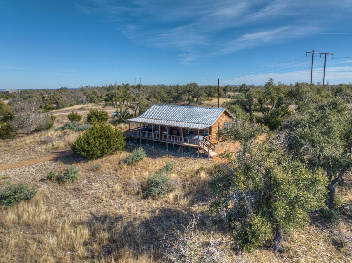 Rocky Ridge Cedar Cabin With Hot Tub & Amazing Views Crabapple المظهر الخارجي الصورة